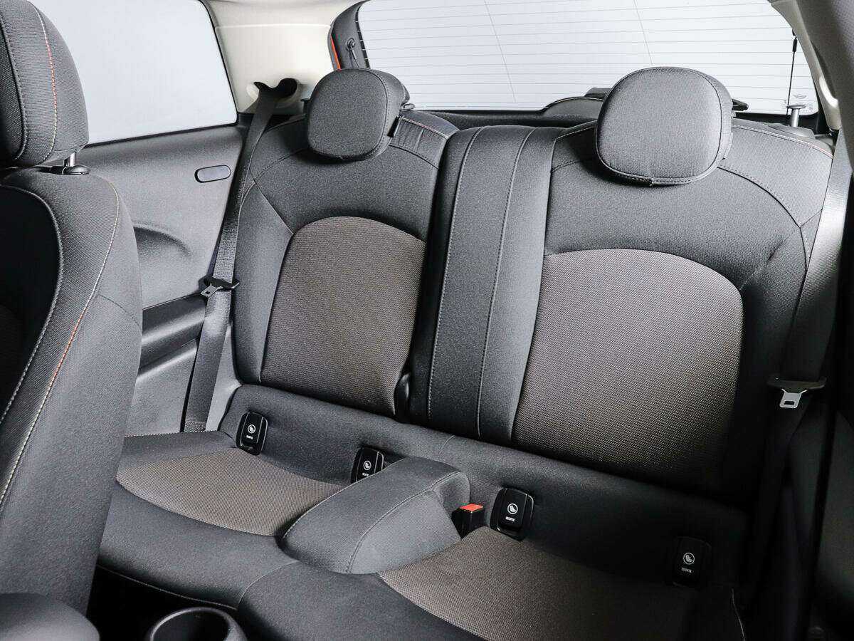 Б/У Мини Хэтч 2021 года. Фото: #9