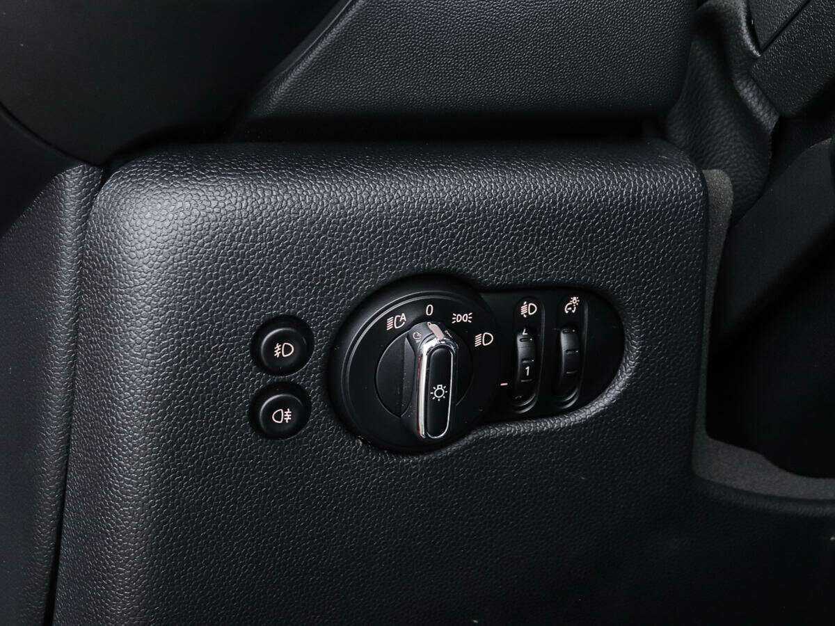 Б/У Мини Хэтч 2021 года. Фото: #16