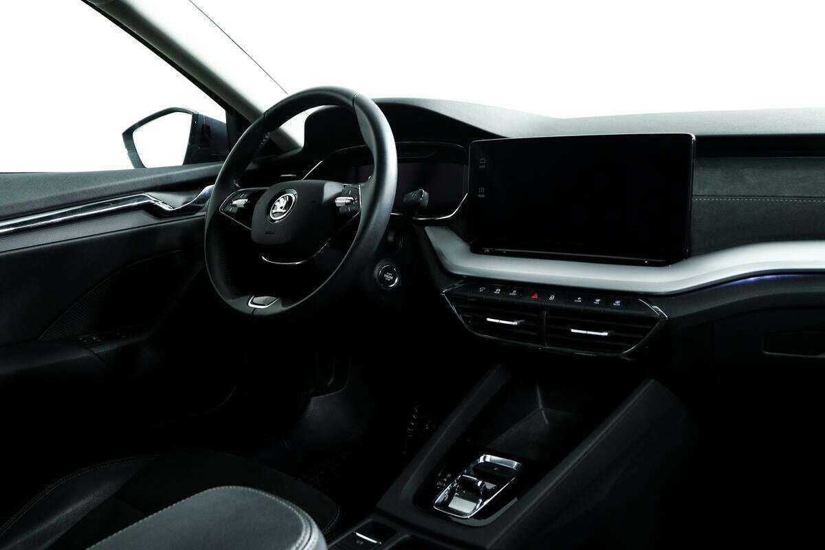 Б/У Шкода Октавия 2021 года. Фото: #7