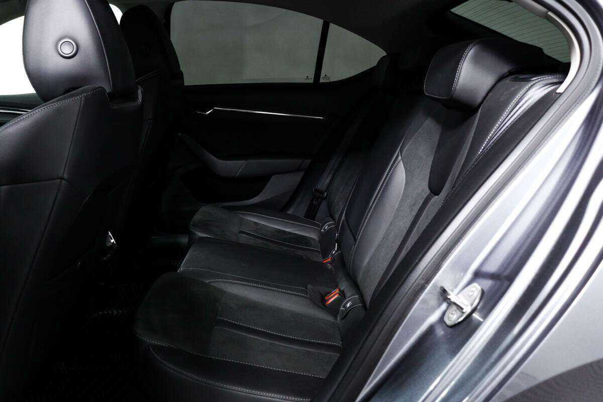 Б/У Шкода Октавия 2021 года. Фото: #10