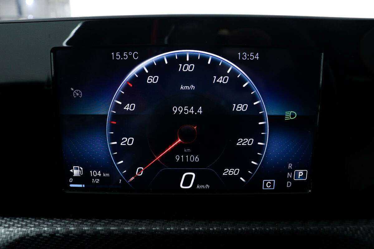 Б/У Мерседес-Бенц А-Класс 2019 года. Фото: #9