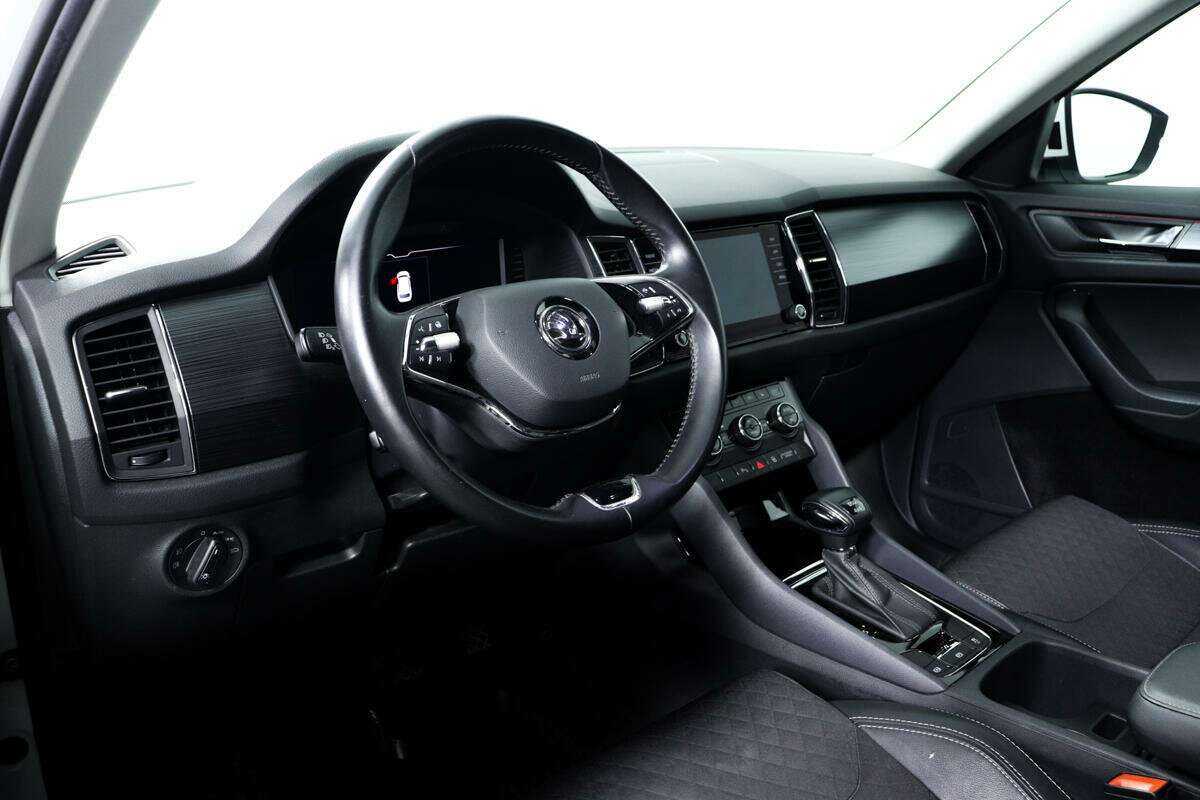 Б/У Шкода Кодиак 2020 года. Фото: #12