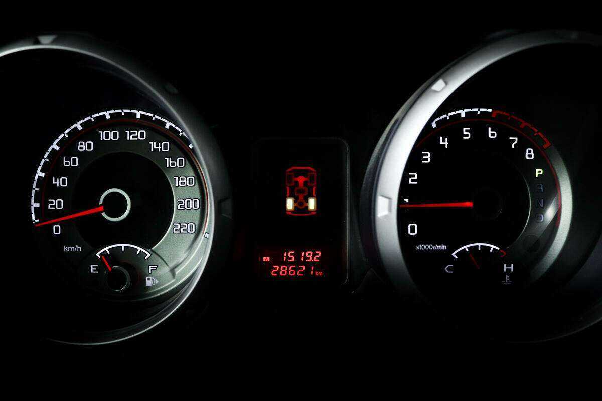 Б/У Митсубиши Паджеро 2018 года. Фото: #8