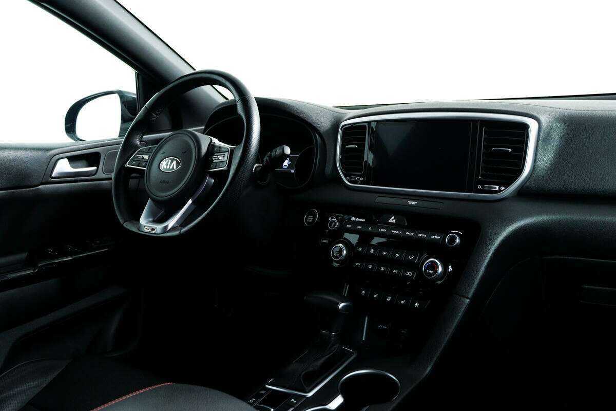 Б/У Киа Спортейдж 2021 года. Фото: #8