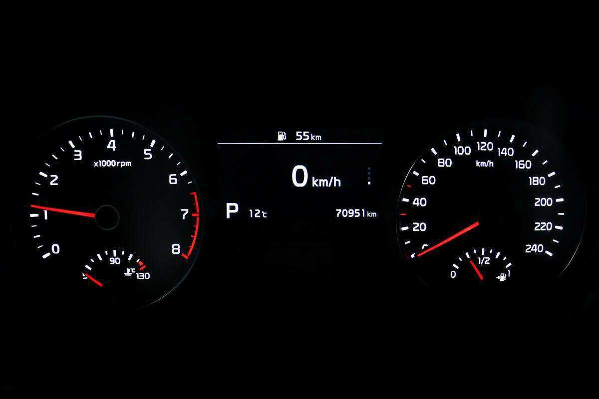 Б/У Киа Спортейдж 2021 года. Фото: #9