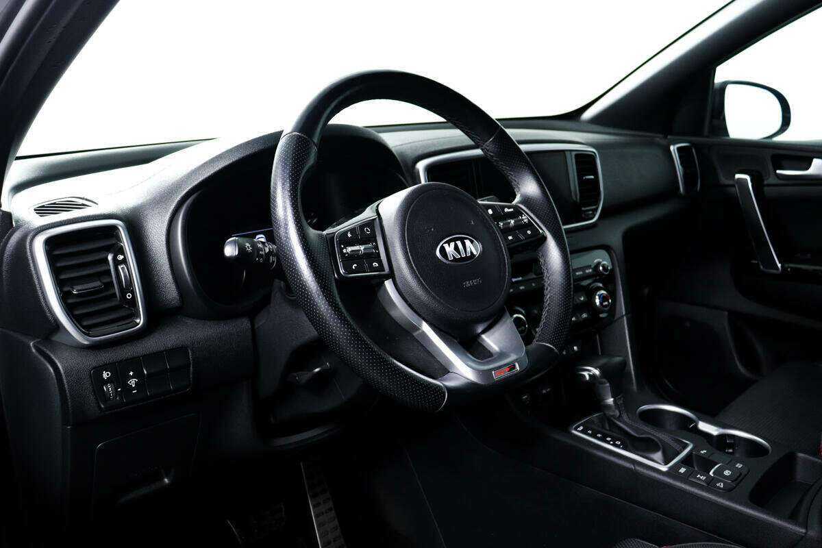 Б/У Киа Спортейдж 2021 года. Фото: #12