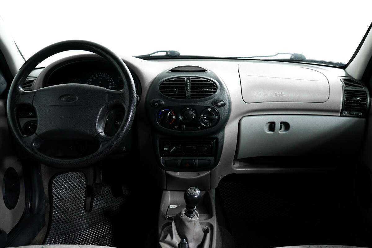 Б/У Лада (ВАЗ) Калина 2011 года. Фото: #10