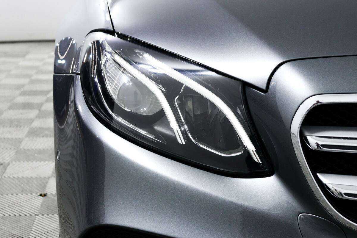 Б/У Мерседес-Бенц Е-Класс 2016 года. Фото: #14