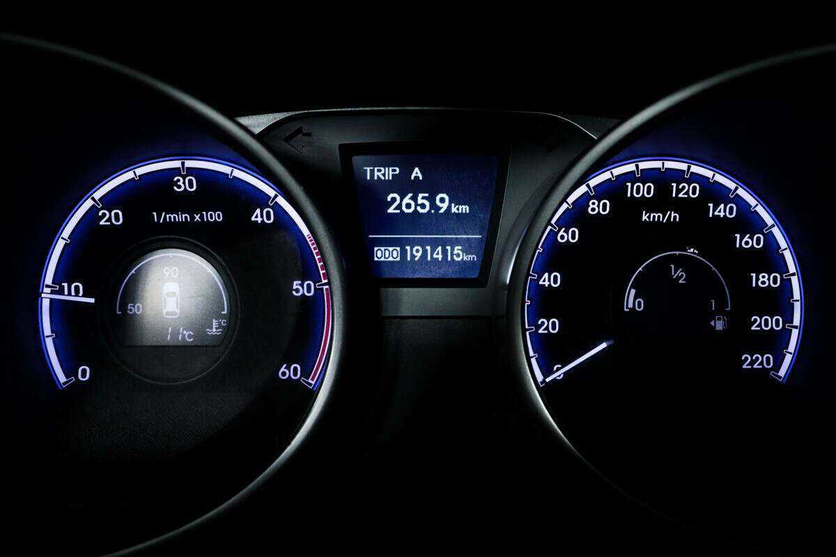 Б/У Хендай ай-икс35 2011 года. Фото: #9