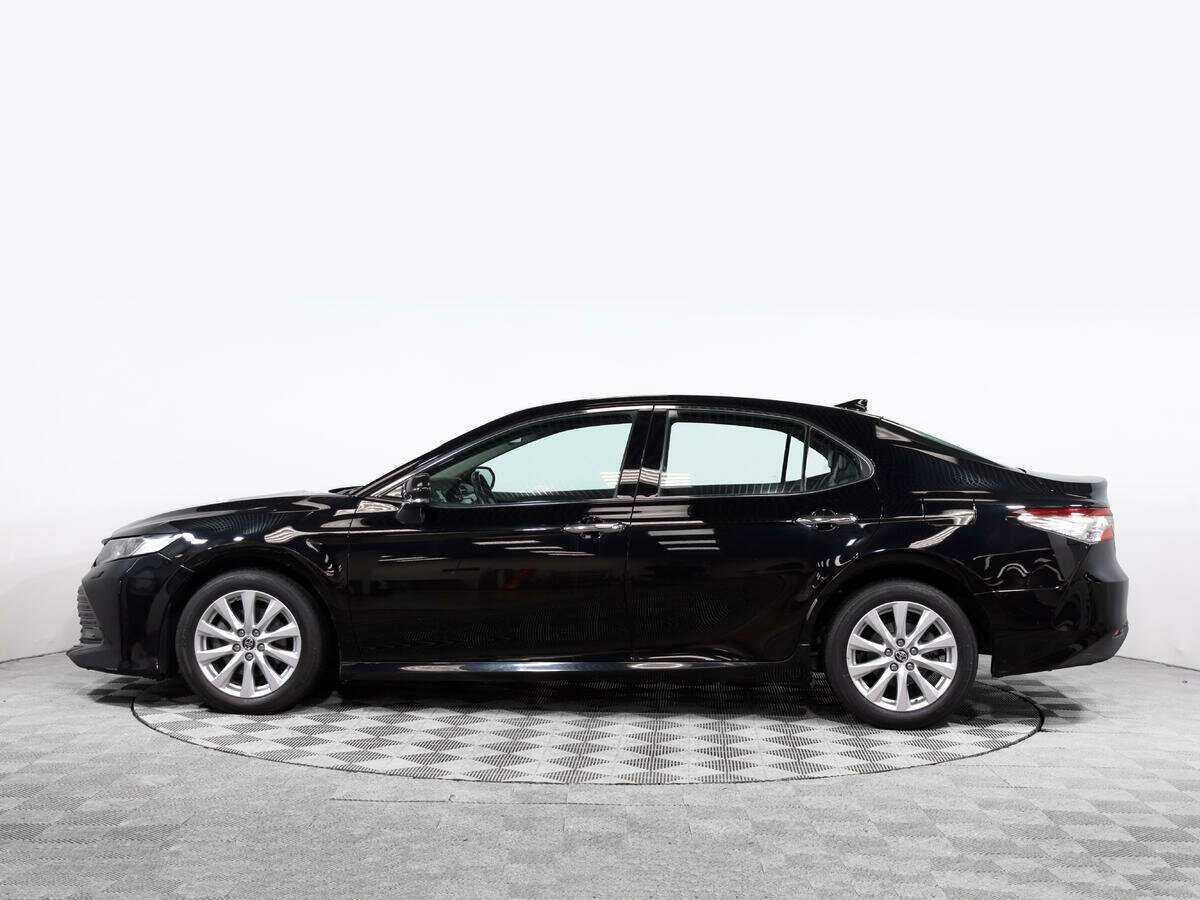 Б/У Тойота Камри 2018 года. Фото: #6