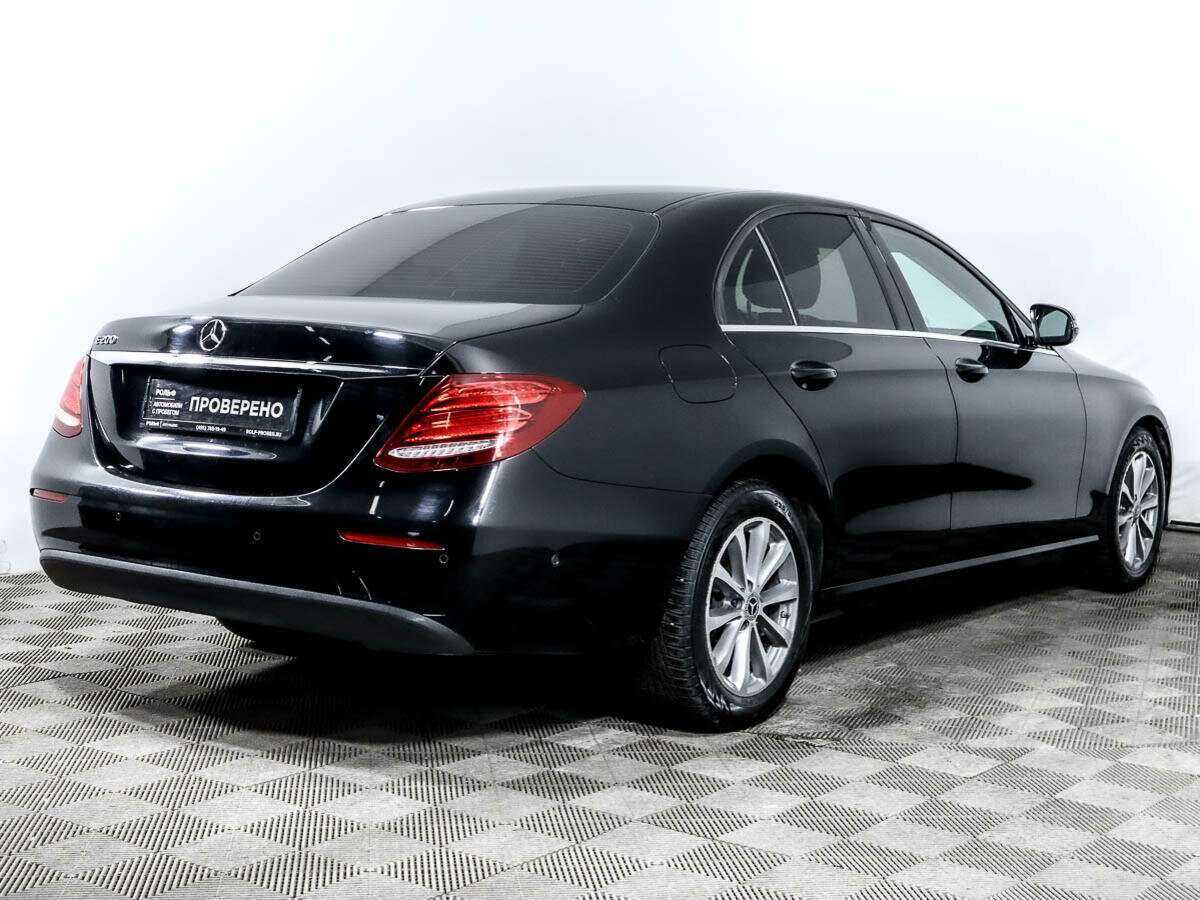 Б/У Мерседес-Бенц Е-Класс 2019 года. Фото: #3