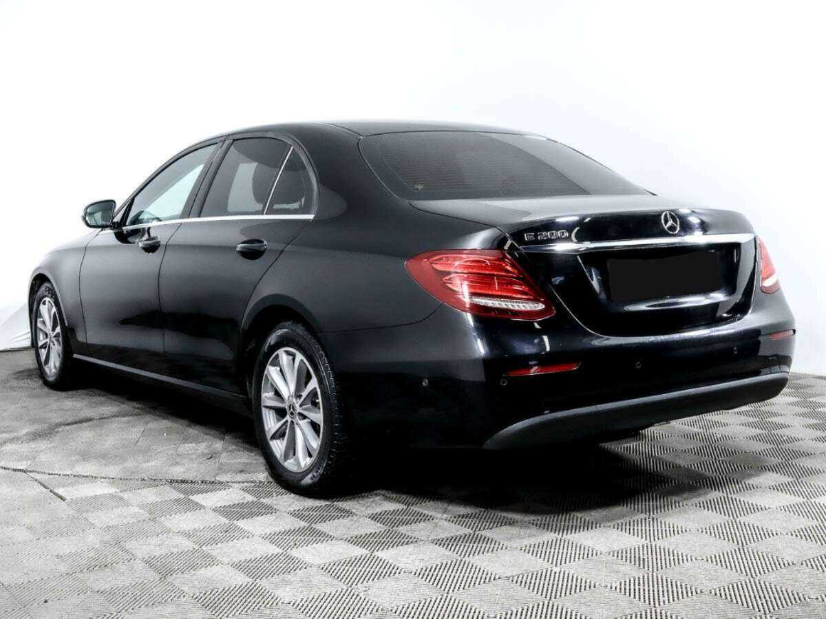 Б/У Мерседес-Бенц Е-Класс 2019 года. Фото: #5