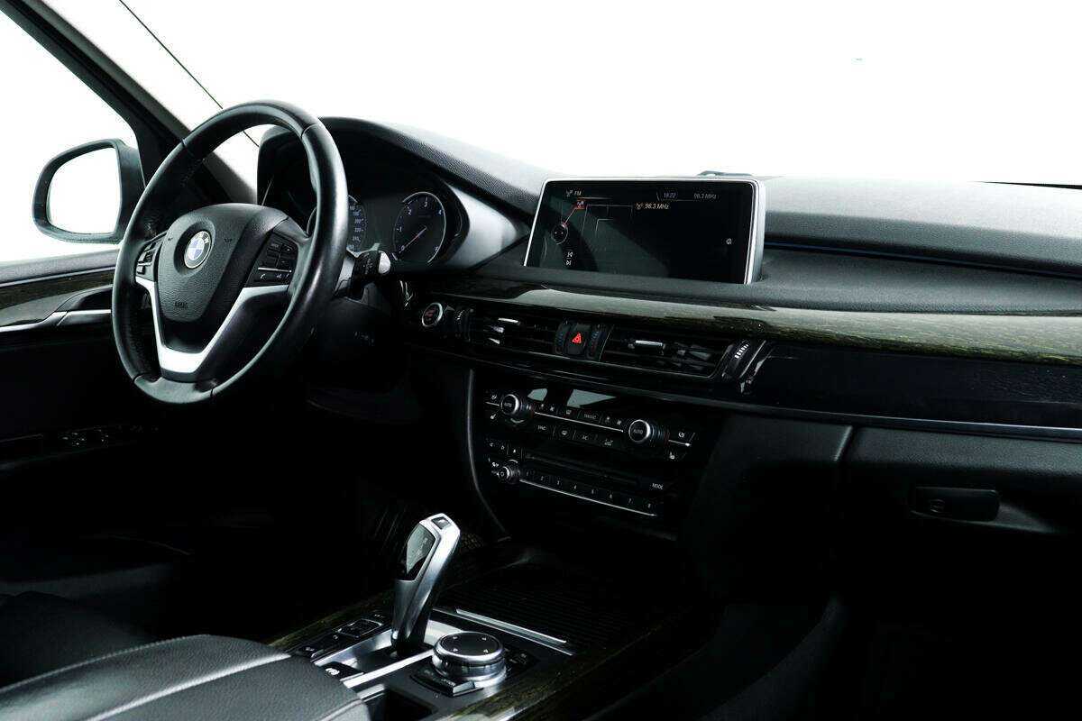 Б/У БМВ Икс5 2016 года. Фото: #8