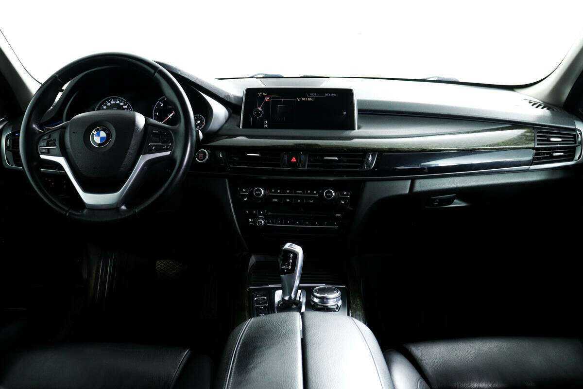 Б/У БМВ Икс5 2016 года. Фото: #10