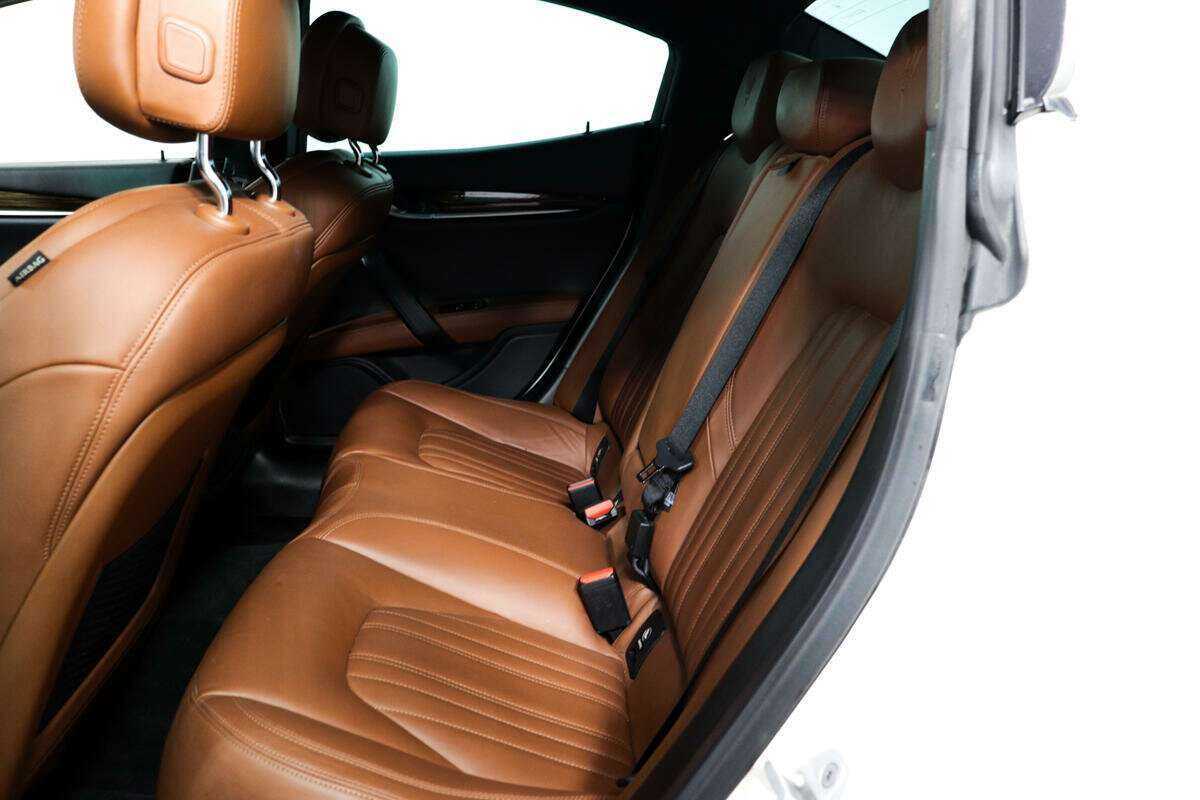 Б/У Мазератти Гибли 2014 года. Фото: #11