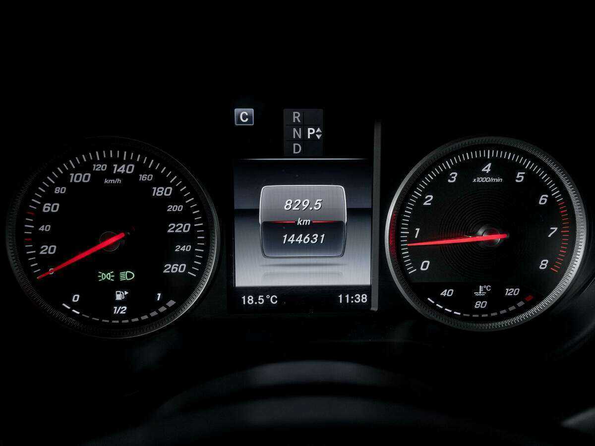 Б/У Мерседес-Бенц ГЛЦ 2017 года. Фото: #10