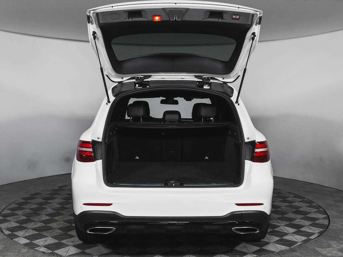 Б/У Мерседес-Бенц ГЛЦ 2017 года. Фото: #17