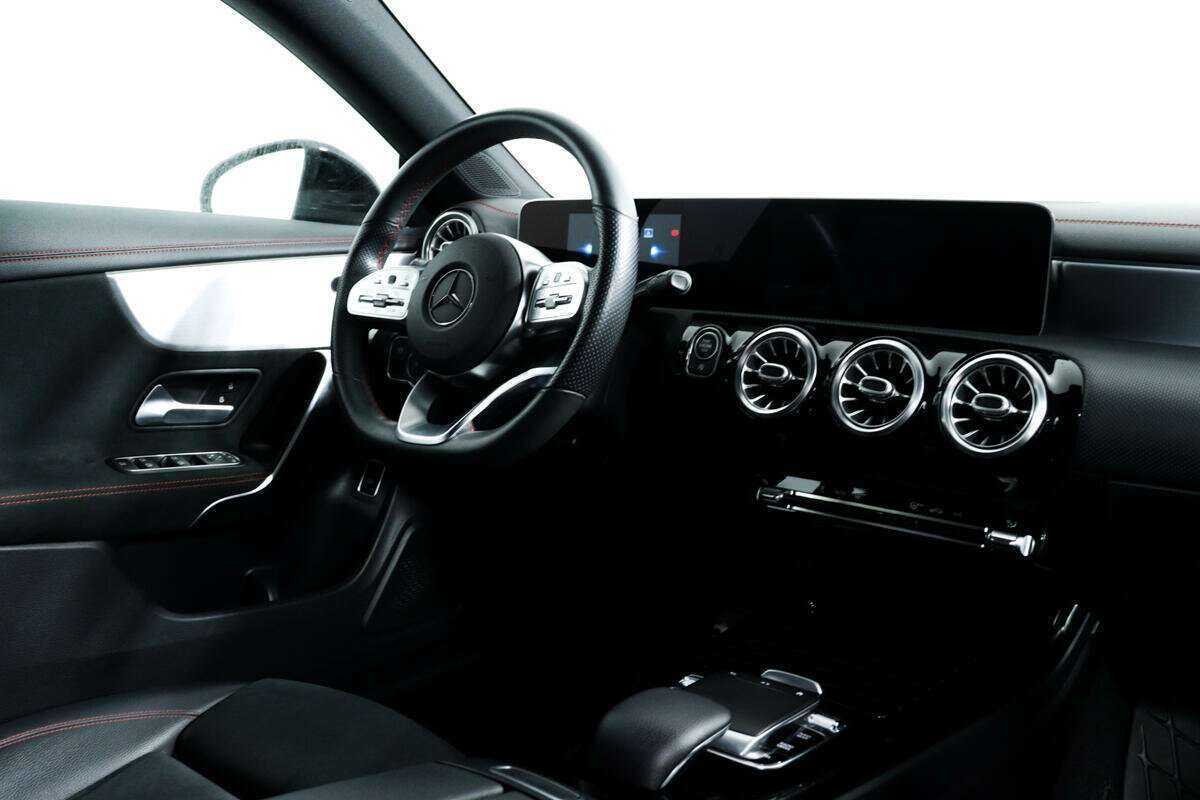 Б/У Мерседес-Бенц КЛА 2019 года. Фото: #8