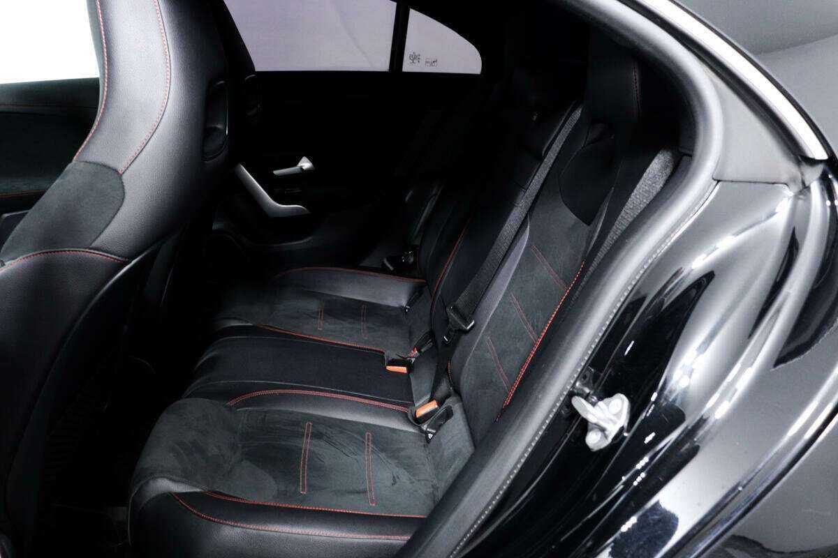 Б/У Мерседес-Бенц КЛА 2019 года. Фото: #11