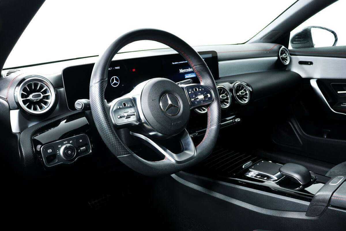 Б/У Мерседес-Бенц КЛА 2019 года. Фото: #12