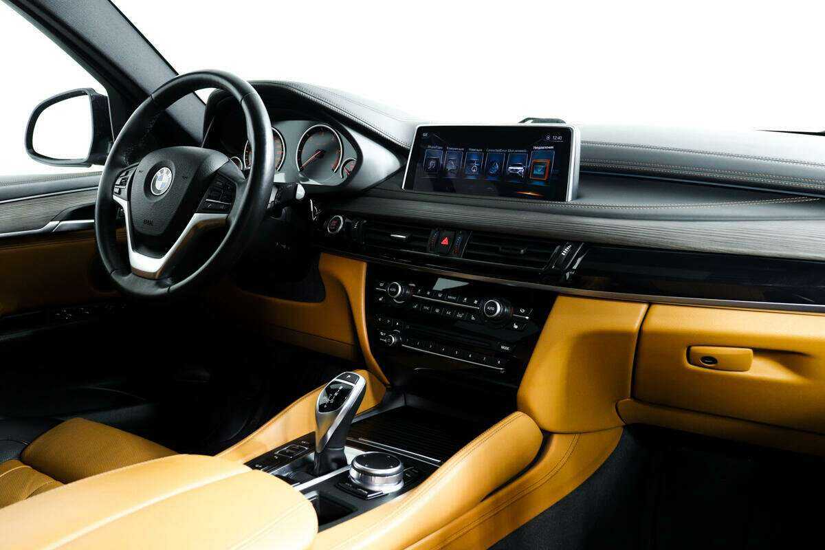 Б/У БМВ Икс6 2017 года. Фото: #8