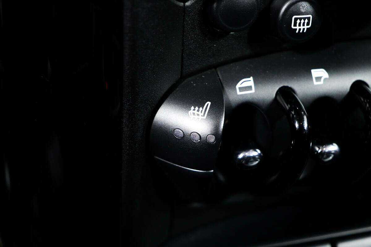 Б/У Мини Каунтримэн 2011 года. Фото: #14