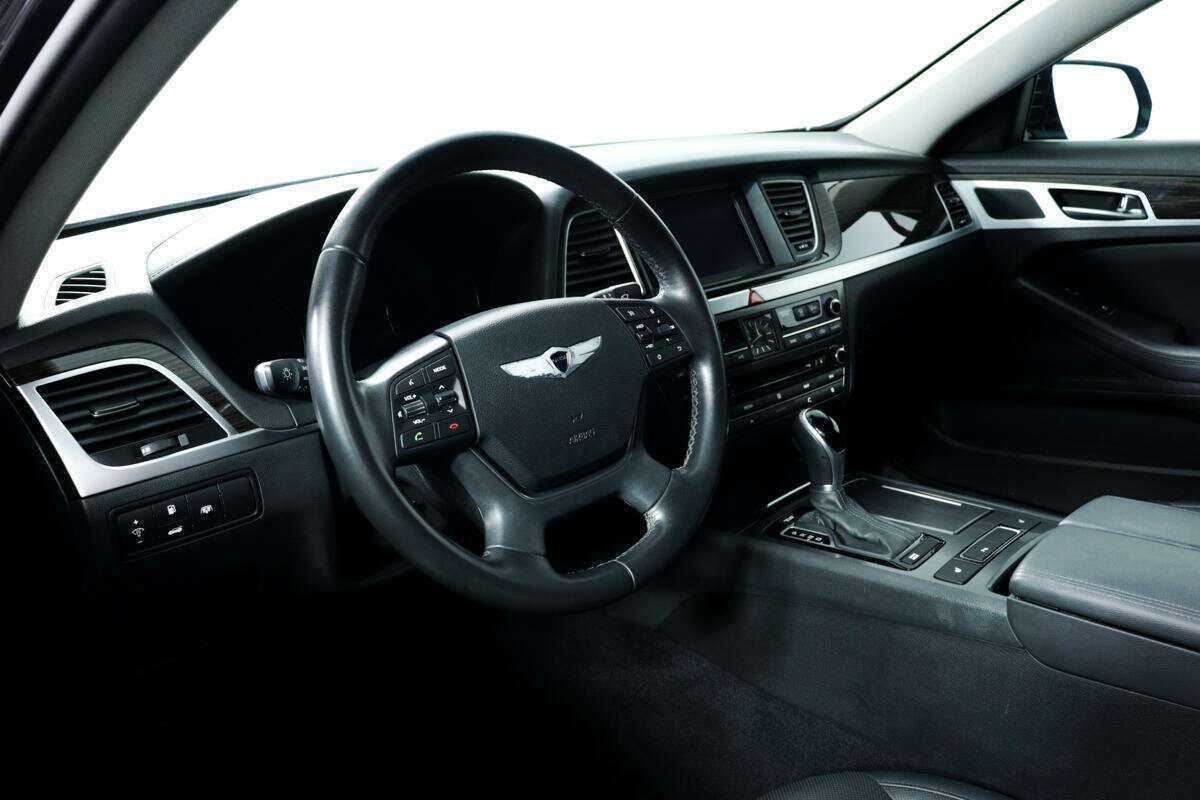 Б/У Хендай Генезис 2016 года. Фото: #12