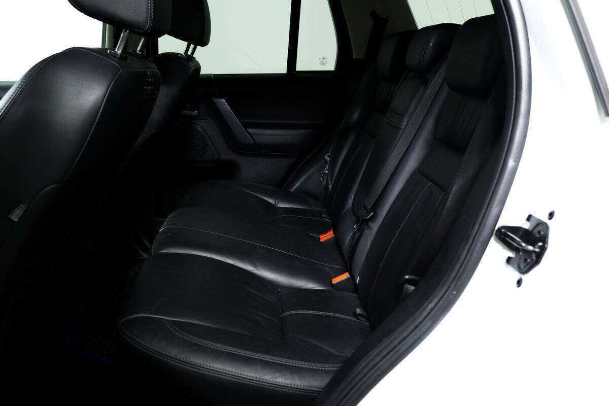 Б/У Лэнд Ровер Фрилендер 2010 года. Фото: #11