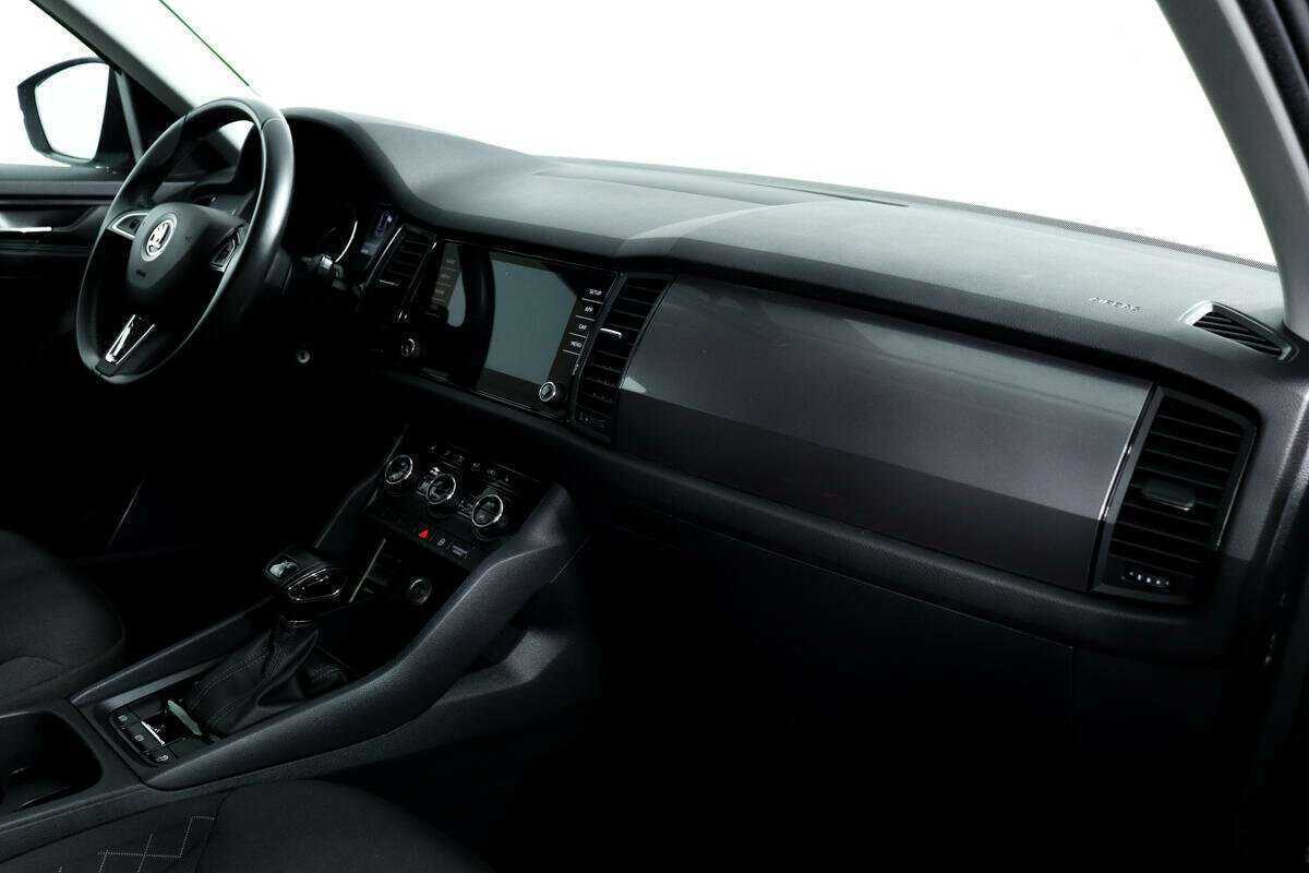 Б/У Шкода Кодиак 2019 года. Фото: #8