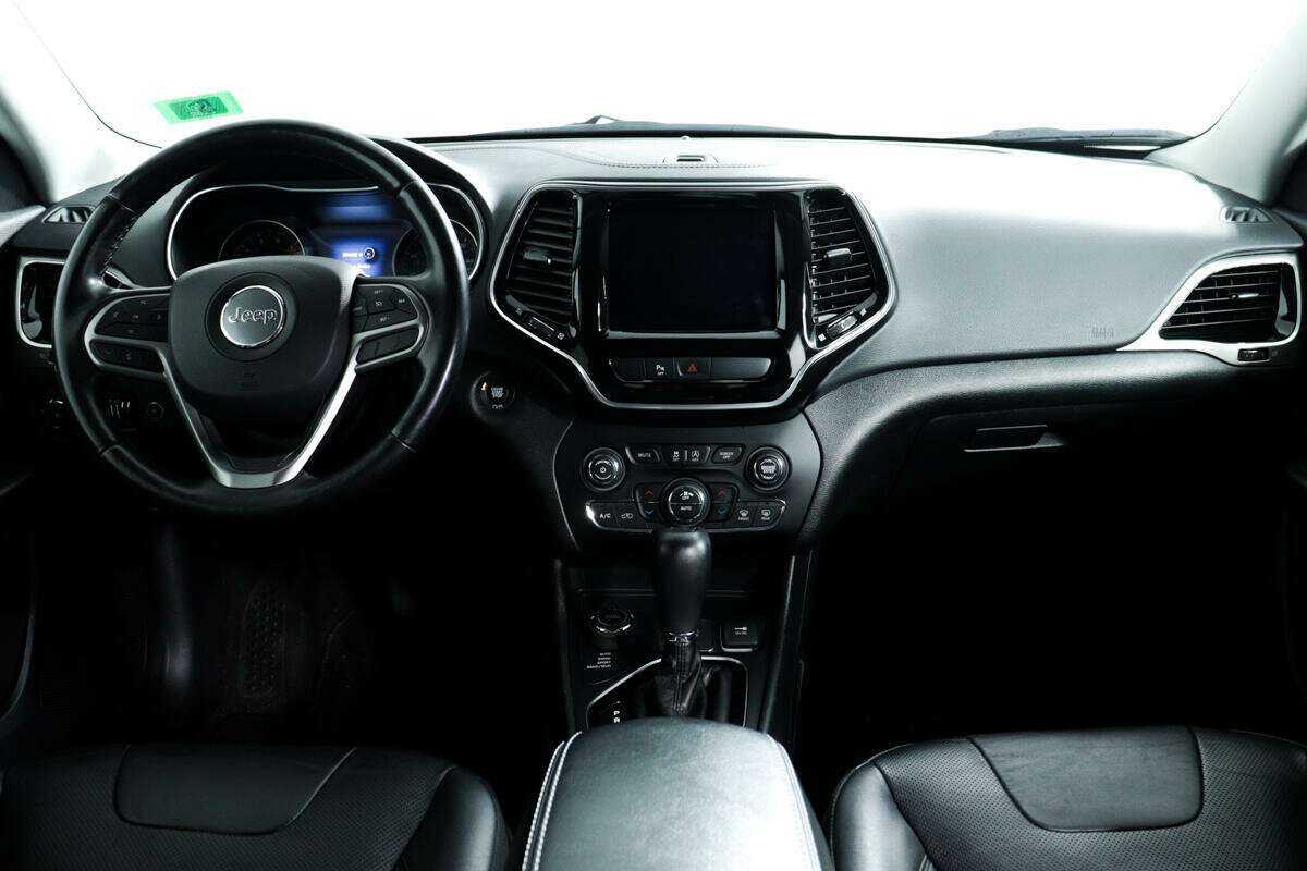 Б/У Джип Чироки 2020 года. Фото: #10