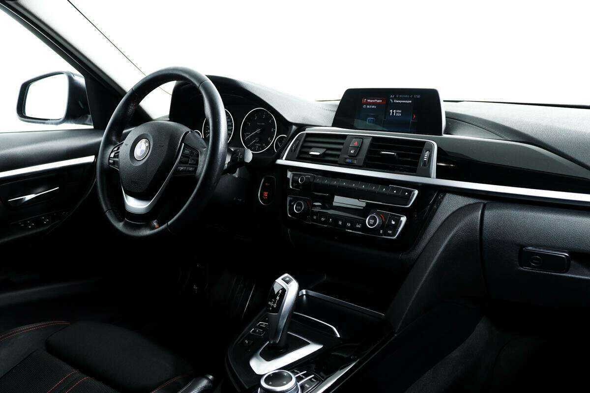 Б/У БМВ 3 серии 2019 года. Фото: #8