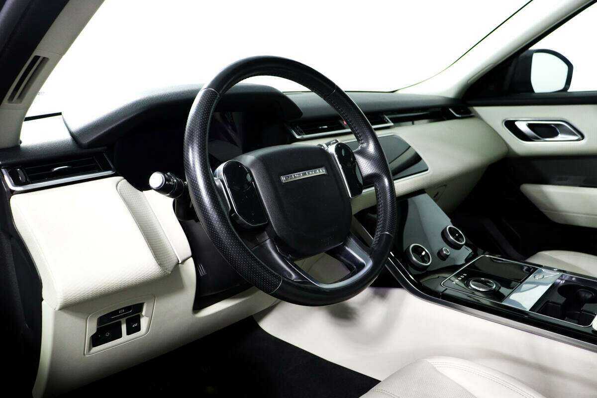 Б/У Лэнд Ровер Рэнж Ровер Велар 2017 года. Фото: #11