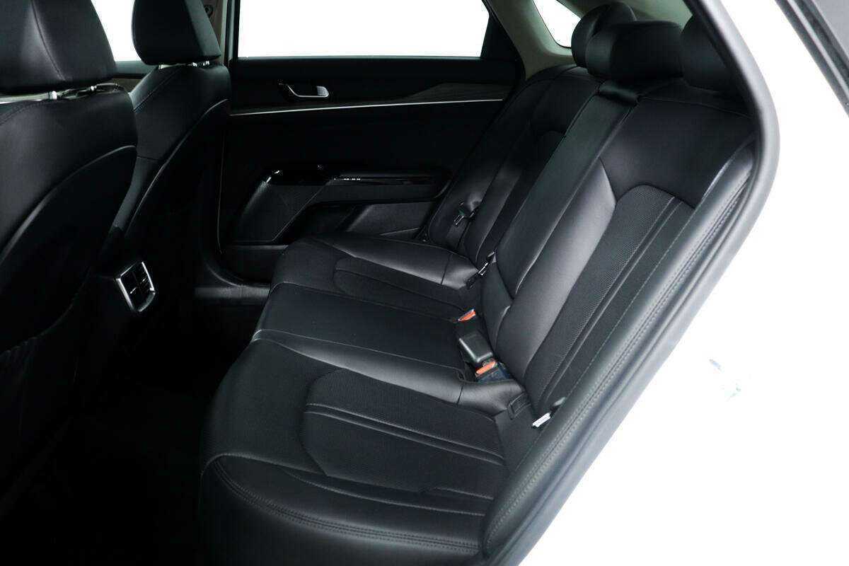 Б/У Киа К5 2021 года. Фото: #11