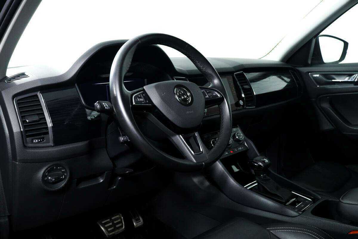 Б/У Шкода Кодиак 2020 года. Фото: #12