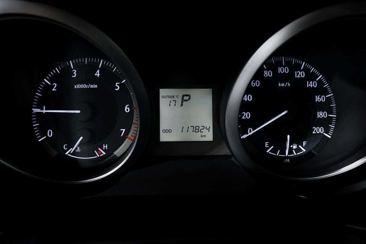 Б/У Тойота Лэнд Крузер Прадо 2013 года. Фото: #8