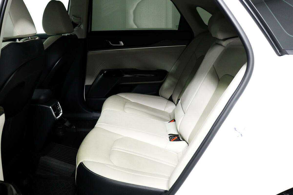 Б/У Киа К5 2021 года. Фото: #11