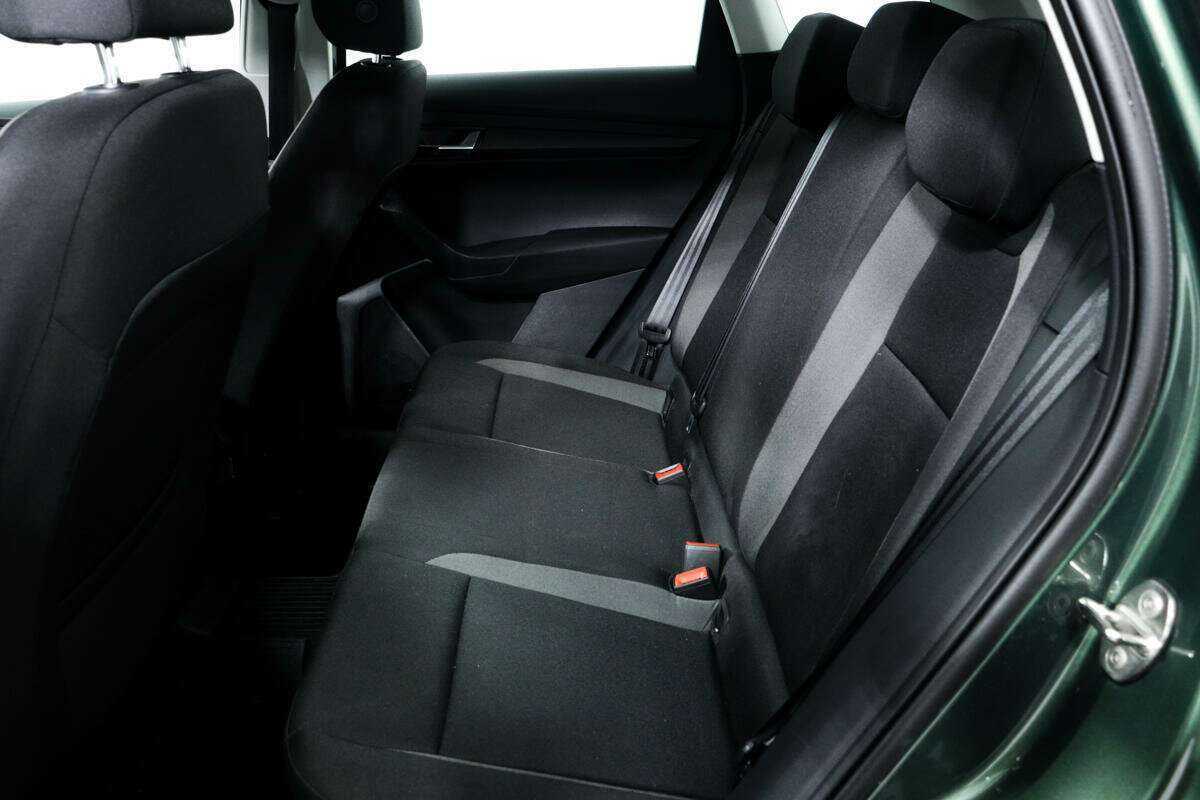 Б/У Шкода Карок 2021 года. Фото: #11