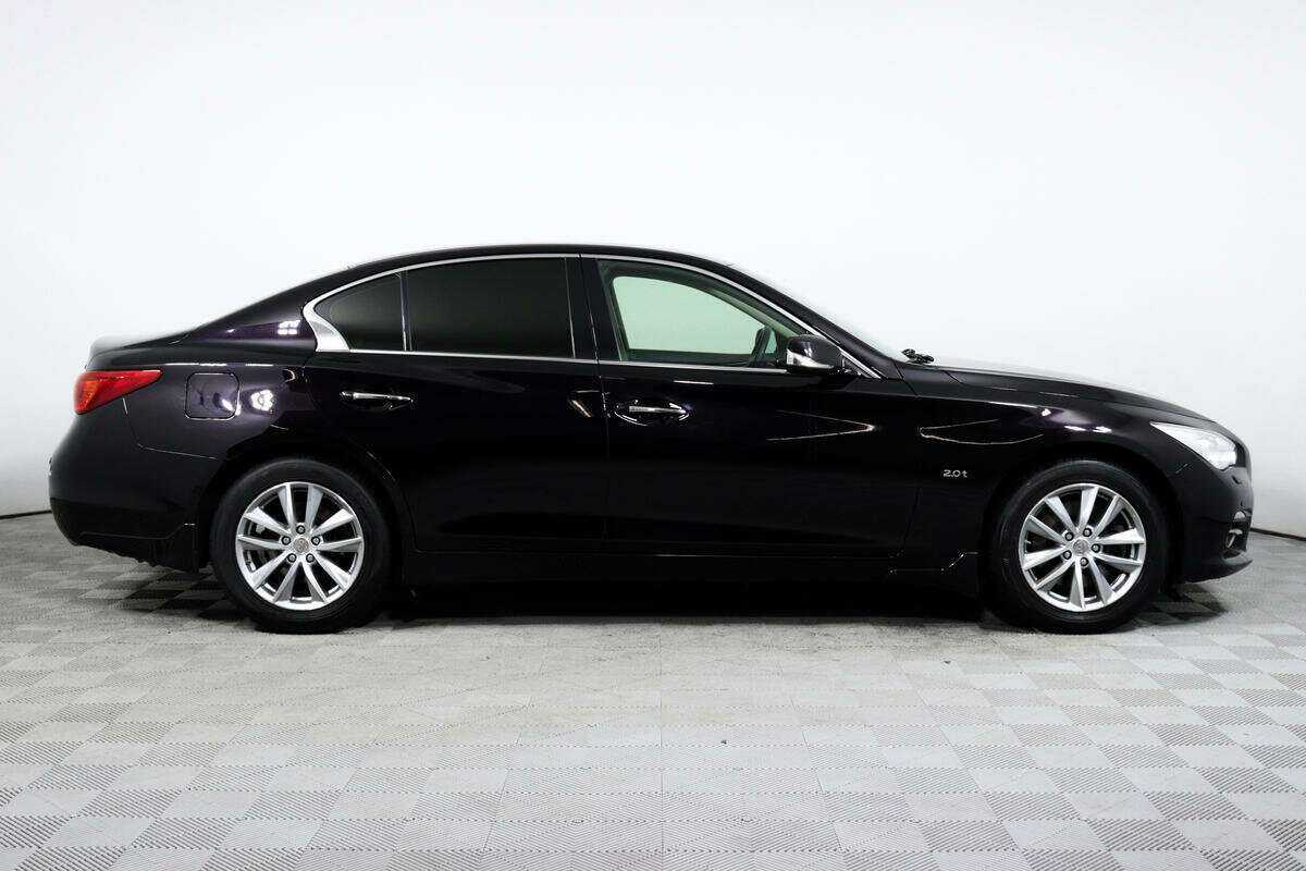 Б/У Инфинити К50 2016 года. Фото: #2