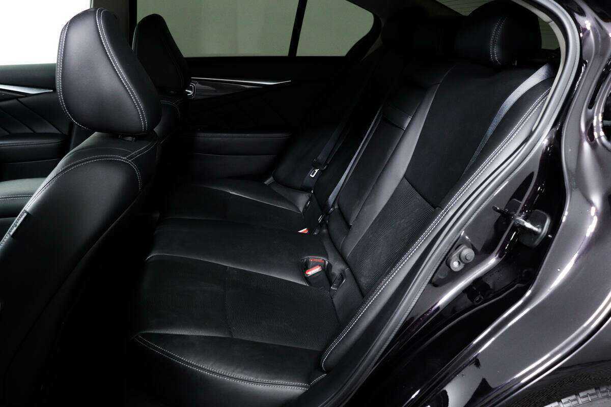 Б/У Инфинити К50 2016 года. Фото: #9