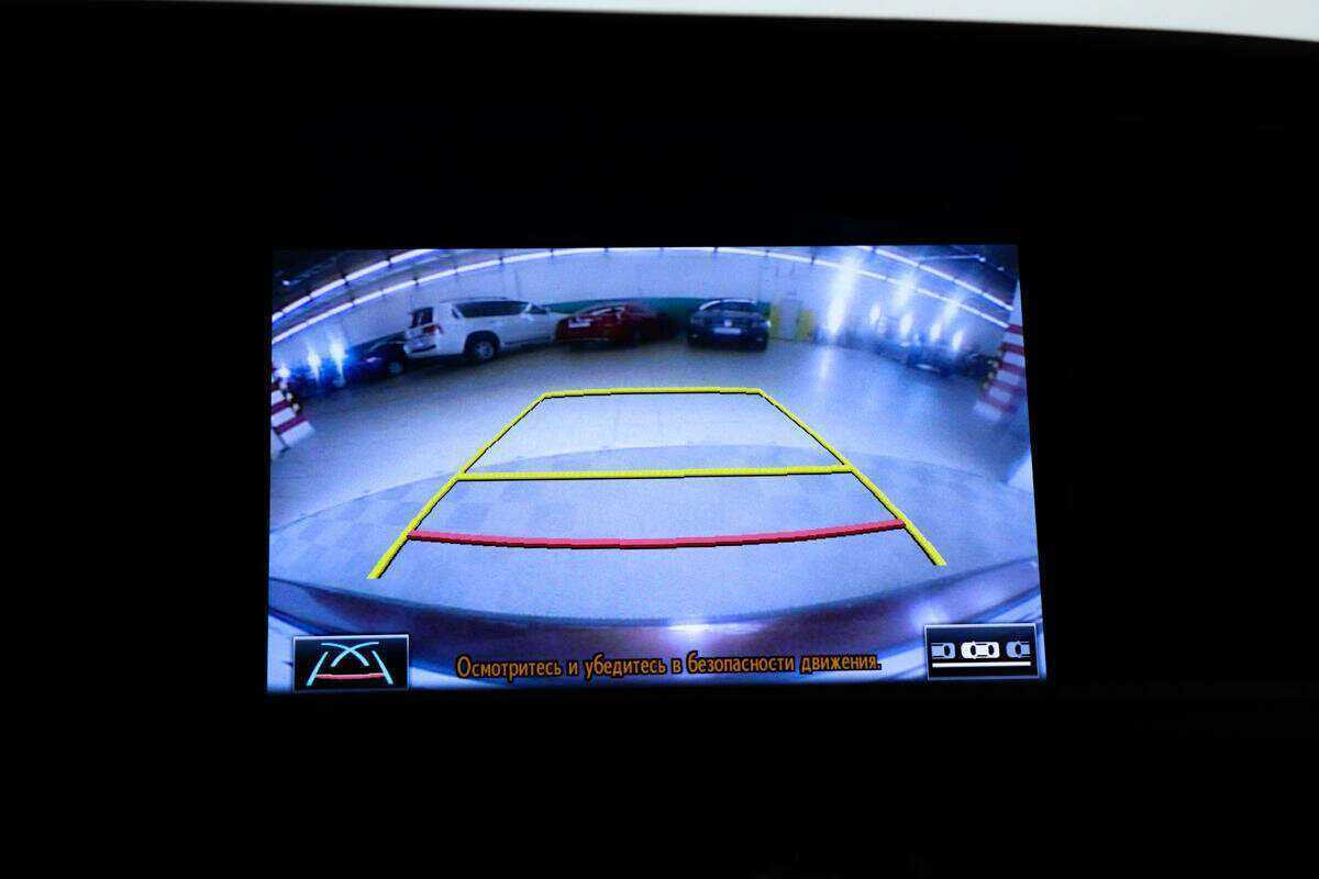 Б/У Лексус ЕС 2016 года. Фото: #13