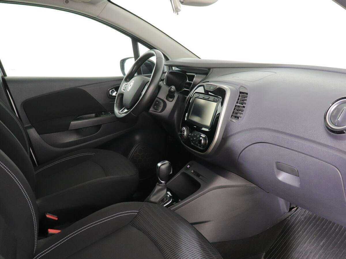 Б/У Рено Каптюр 2016 года. Фото: #8