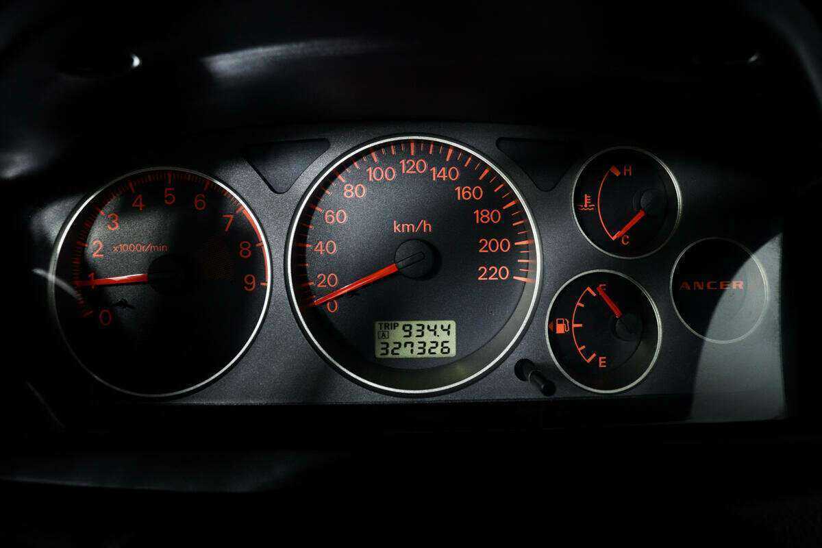 Б/У Митсубиши Лансер 2005 года. Фото: #9