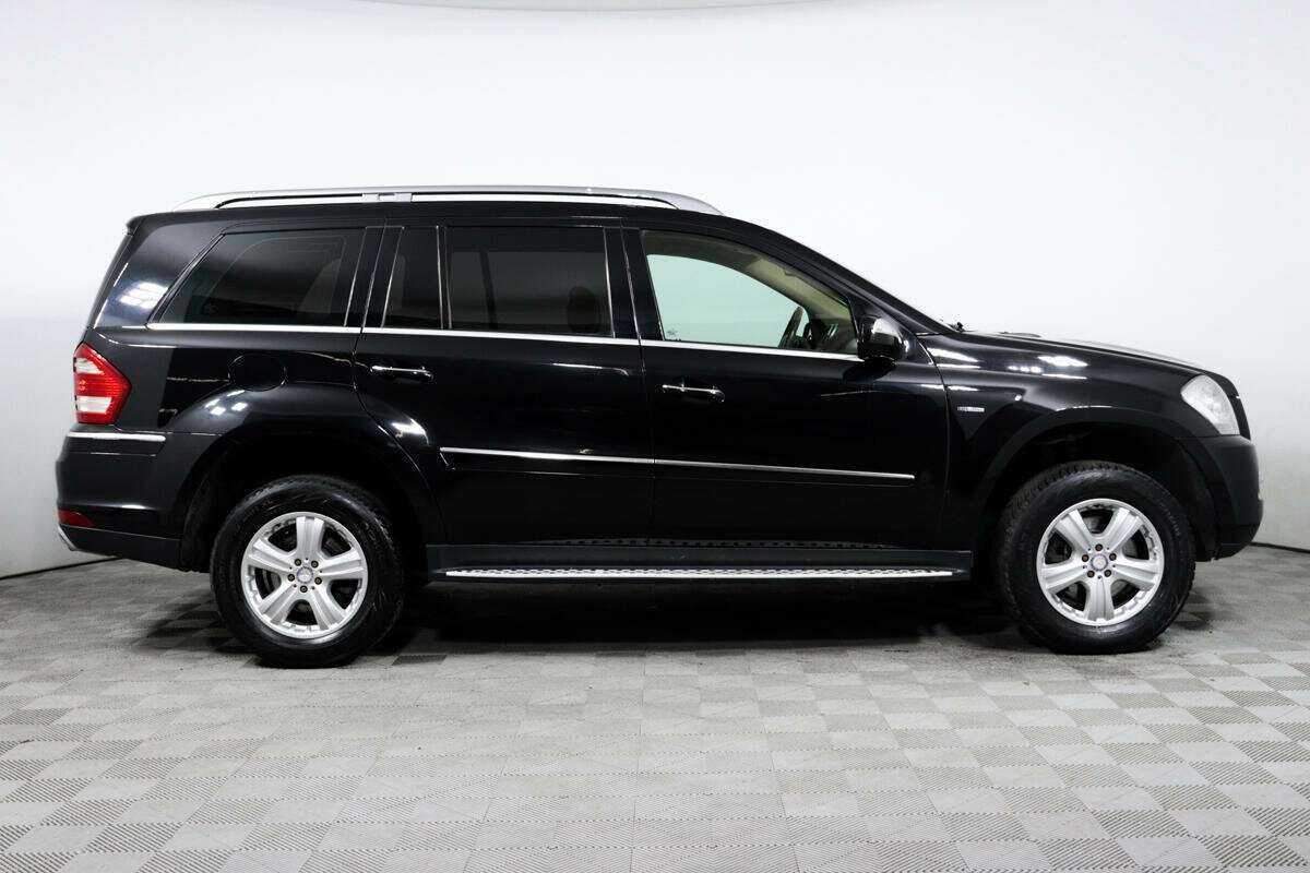 Б/У Мерседес-Бенц ГЛ-Класс 2009 года. Фото: #3