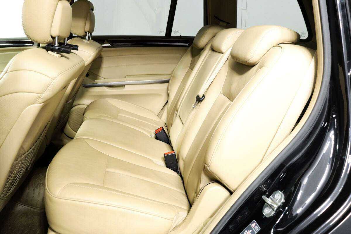 Б/У Мерседес-Бенц ГЛ-Класс 2009 года. Фото: #11