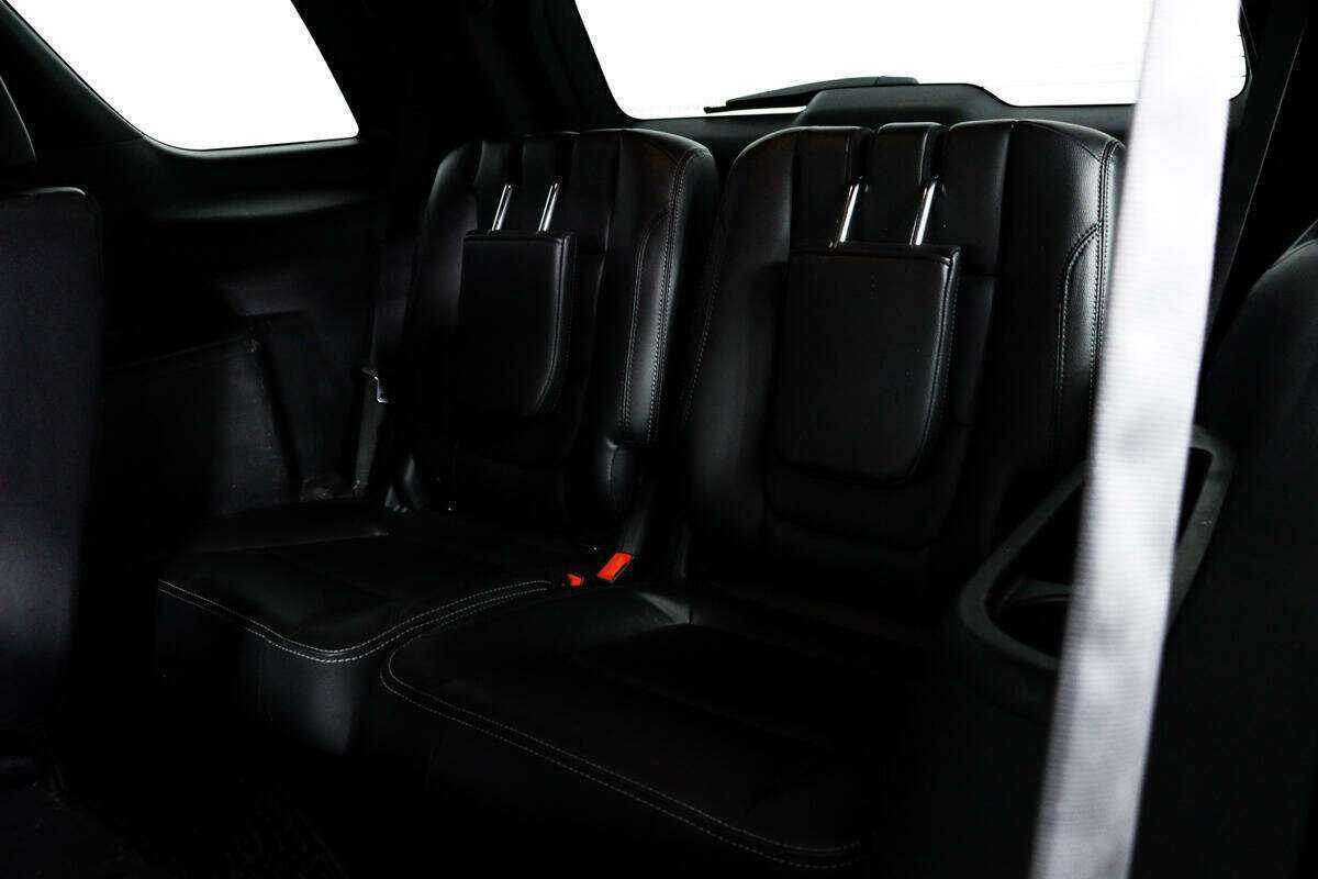 Б/У Форд Експлорер 2018 года. Фото: #13