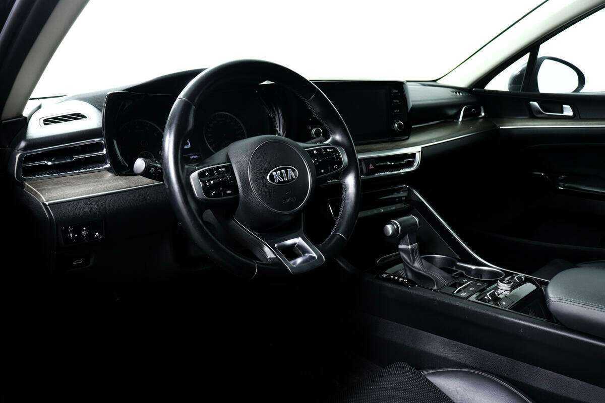 Б/У Киа К5 2020 года. Фото: #12