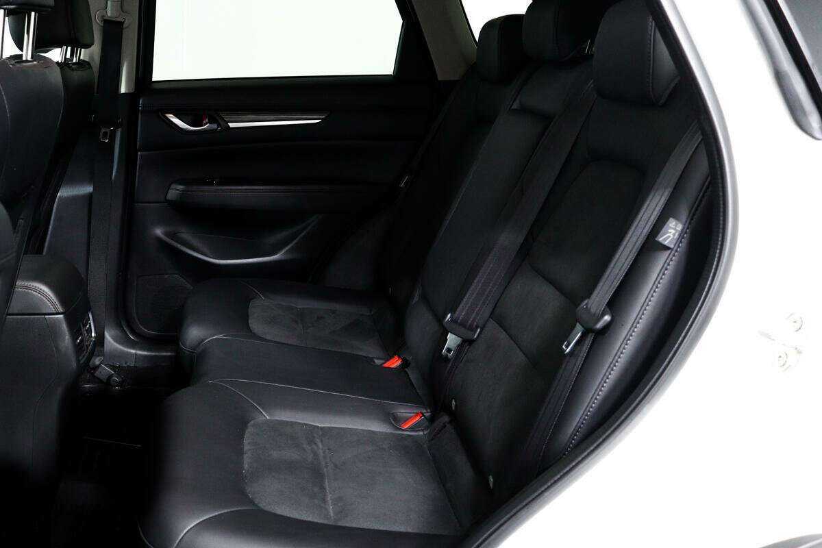 Б/У Мазда Ц-Икс-5 2020 года. Фото: #11