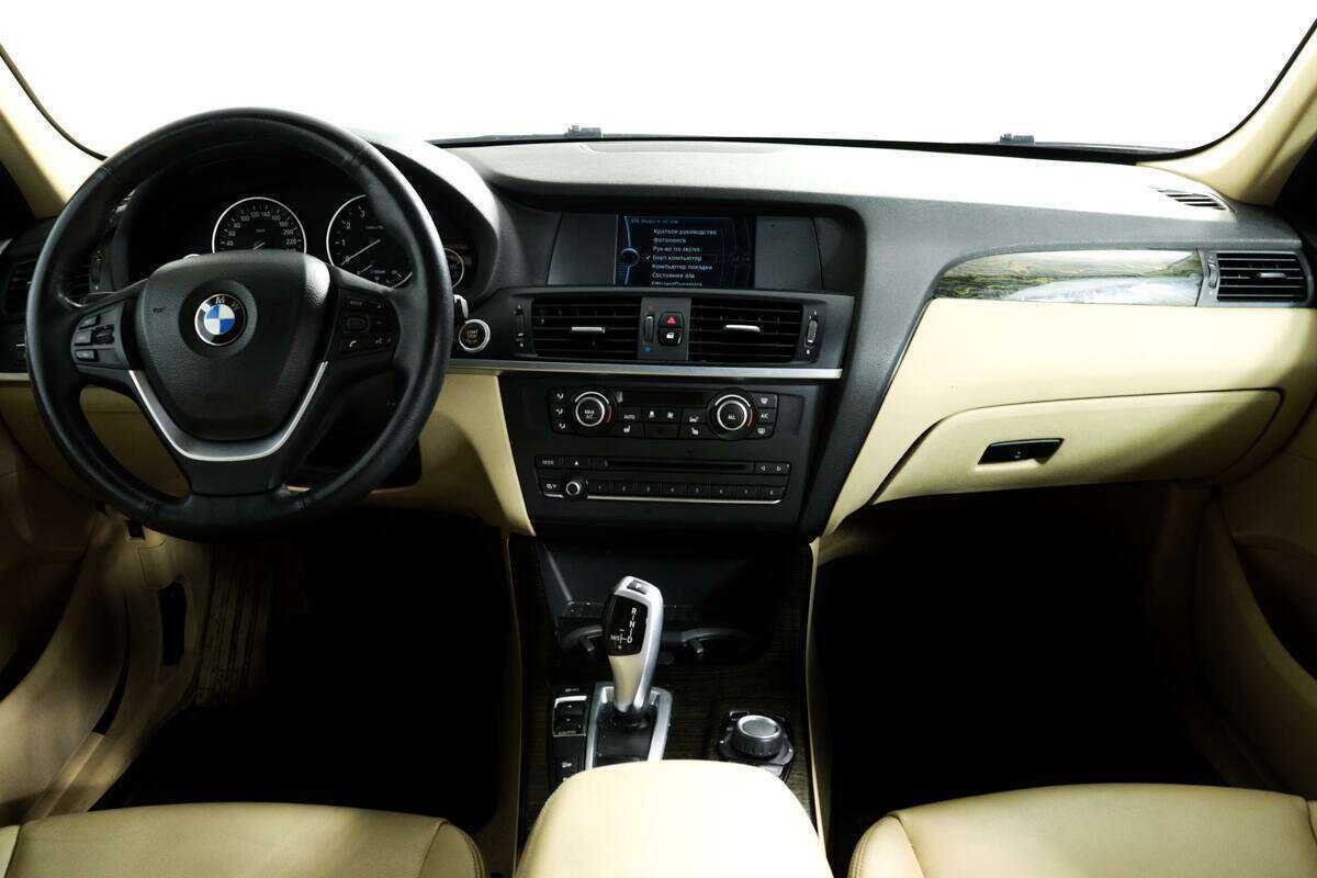 Б/У БМВ Икс3 2014 года. Фото: #10