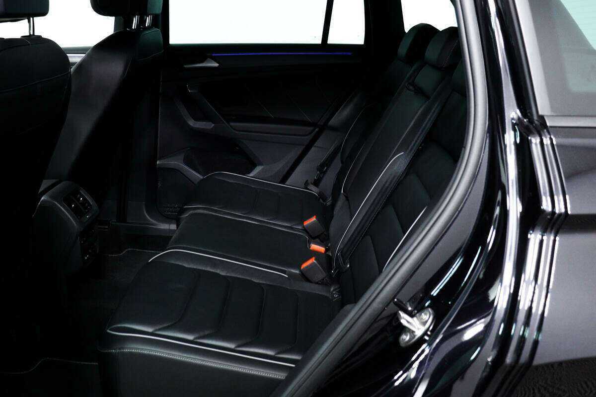 Б/У Фольксваген Тигуан 2021 года. Фото: #11