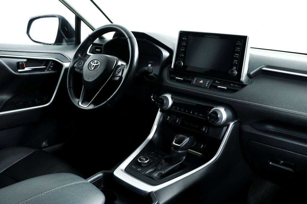 Б/У Тойота Рав4 2020 года. Фото: #8